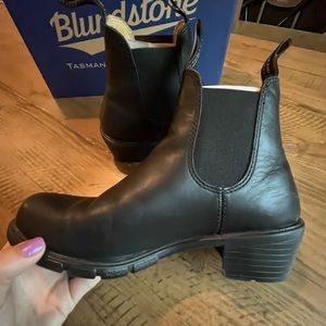 Blundstone Women’s Black Heeled Boots - Size 3.5 AUS/UK (fits size 6.5 foot)